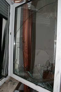 Slika 192 - FOTOGRAFIJE/PROVALA PROZOR 3.jpg